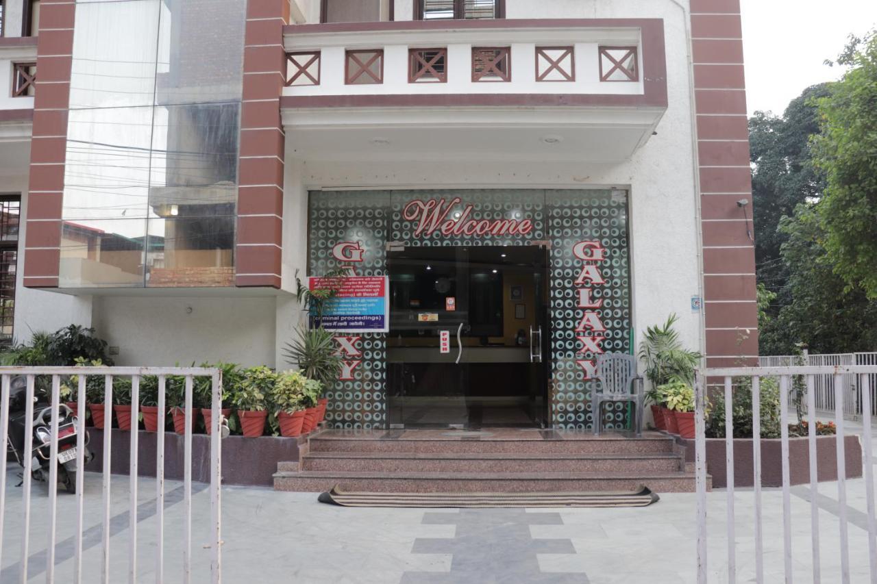 Hotel Galaxy Dehradun Exterior foto