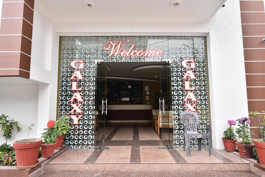 Hotel Galaxy Dehradun Exterior foto